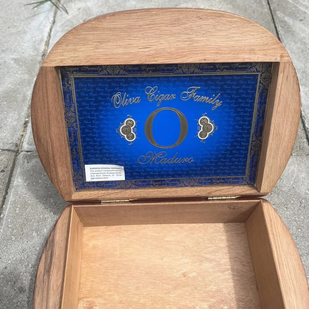 Wood Cigar Box - Olivia Cigar Family Oasis Maduro 7x54 Empty box